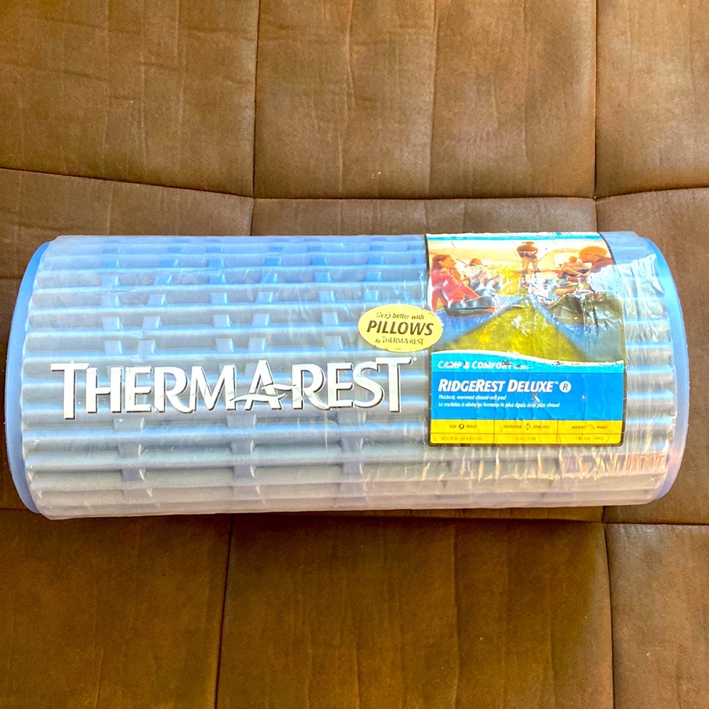 RidgeRest Deluxe Blue Sleeping Pad